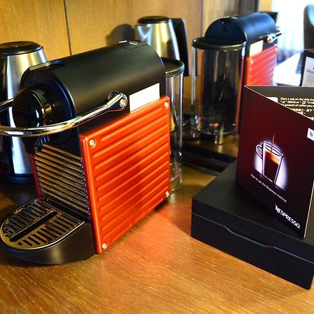 Palais De Chine Hotel Đài Bắc Ngoại thất bức ảnh A Nespresso machine