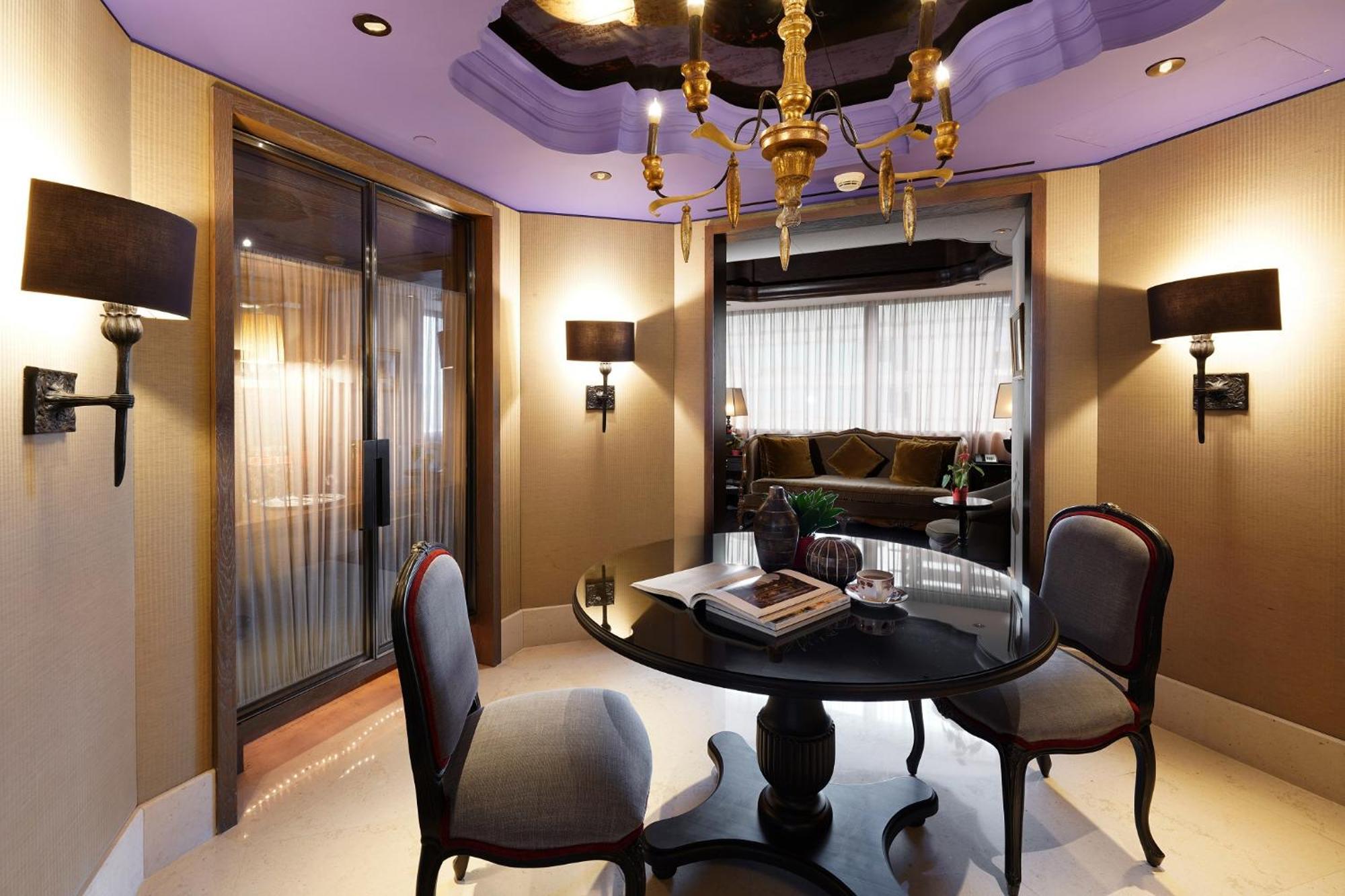 Palais De Chine Hotel Đài Bắc Ngoại thất bức ảnh A room in the hotel