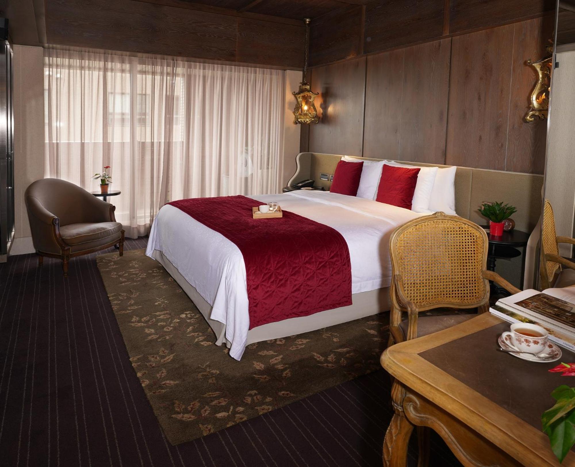 Palais De Chine Hotel Đài Bắc Ngoại thất bức ảnh A bedroom at the hotel