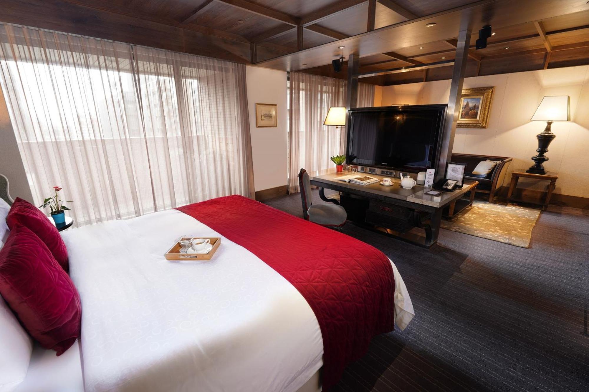Palais De Chine Hotel Đài Bắc Ngoại thất bức ảnh A room at the hotel